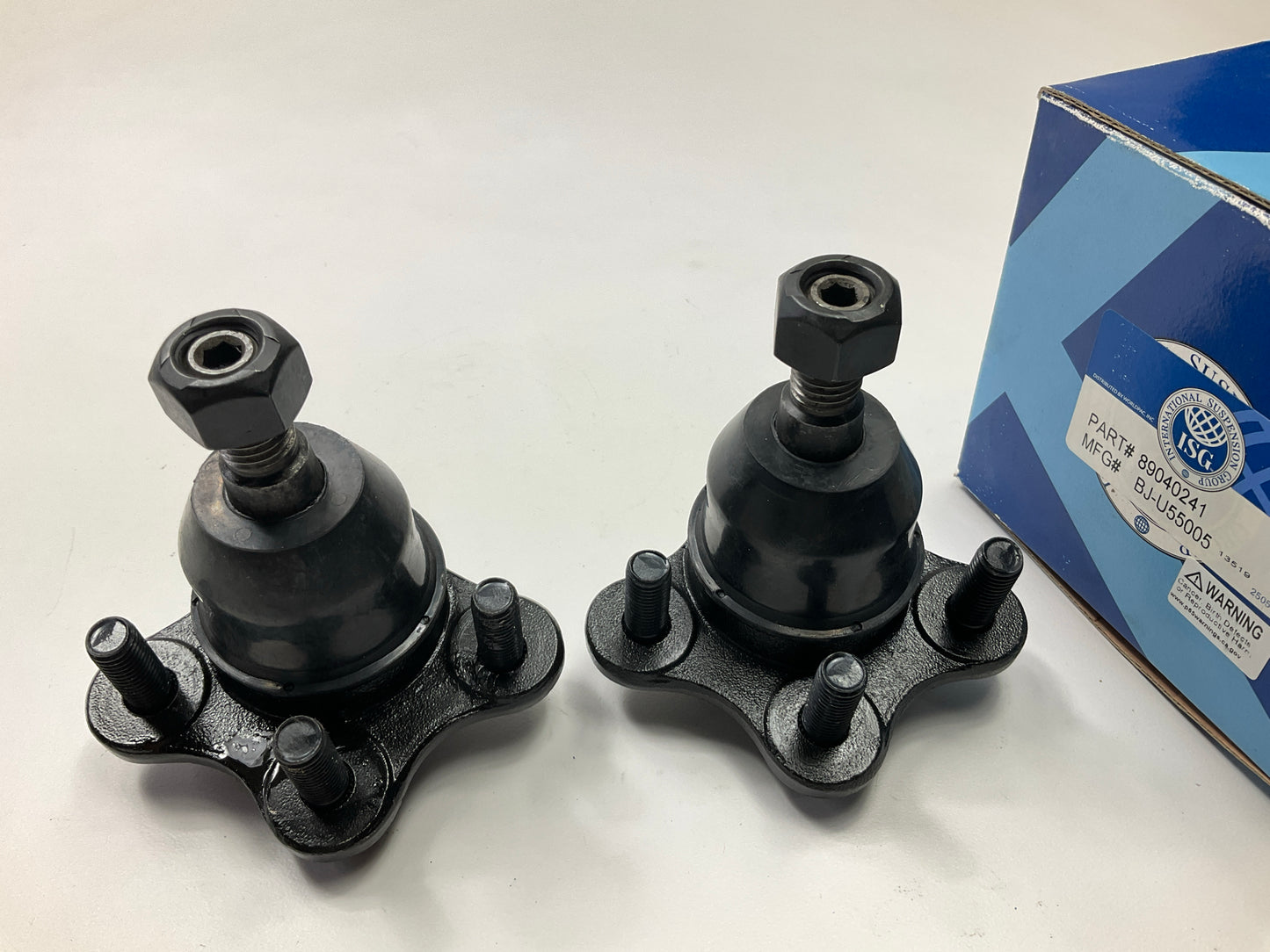 (2) ISG 89040241 Front Upper Ball Joint - 2004-2012 Chevy Colorado, GMC Canyon