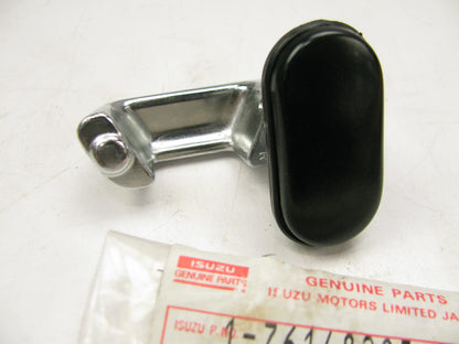 NEW GENUINE OEM Isuzu FVR  Cross Ventilator Catch Handle 1-76148025-0