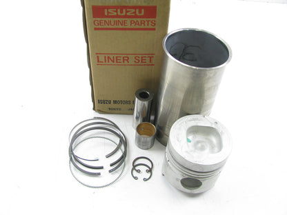 NEW - OEM Isuzu Diesel FSR 6BD1 Cylinder Liner Kit: Piston, Ring & Liner Sleeve