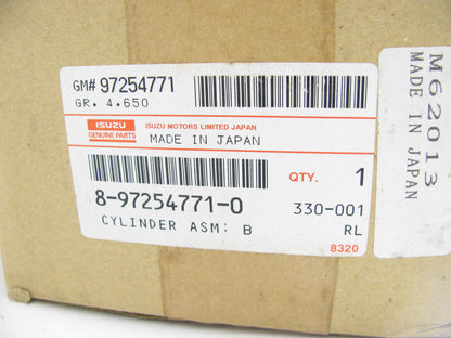 New Genuine OEM Isuzu 8-97254771-0 Brake Master Cylinder 98-07 Isuzu NQR