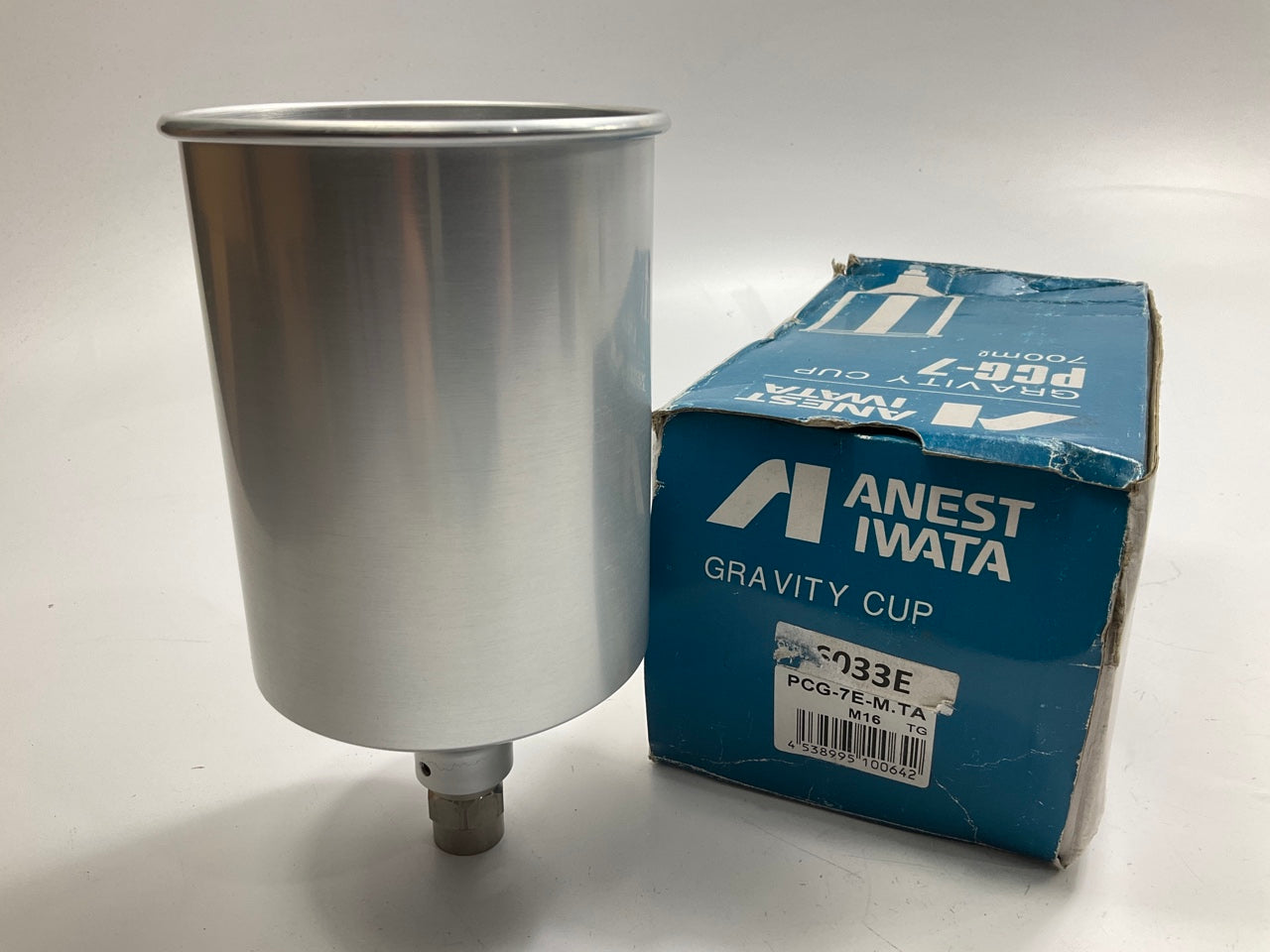 Iwata 6033E PCG7EM 700ml Aluminum Spray Paint Gun Cup SST Fluid Joint