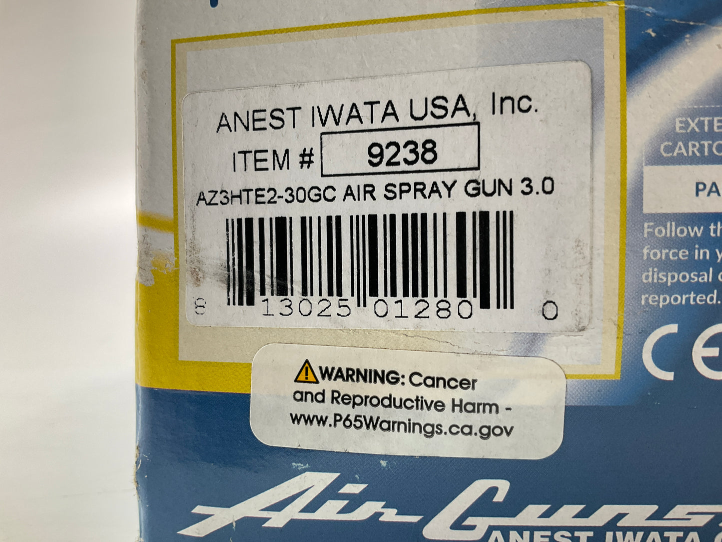 IWATA 9238 AirGunsa AZ3HTE2 Series Gravity Feed Spray Gun 600 Ml Cup 3mm