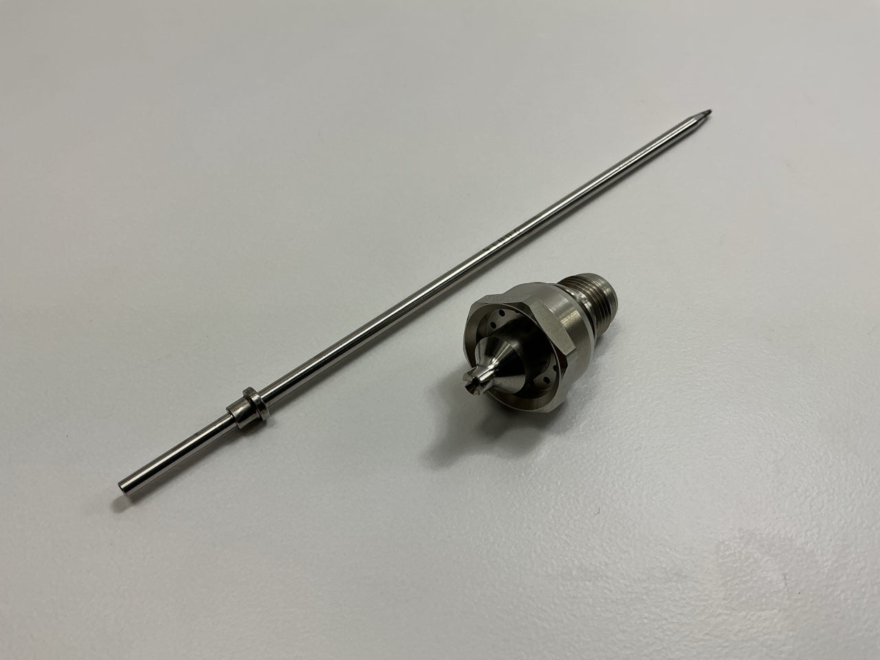 IWATA 93512360 / LS-400-13 1.4mm Nozzle Needle Set For LS400 Supernova Spray Gun
