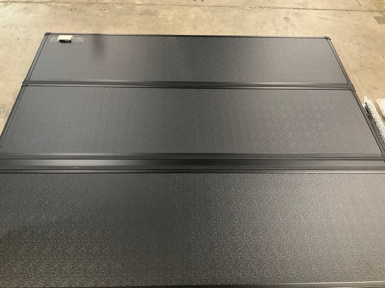 Jc Whitney JN58330007 Quad-Fold Tonneau Bed Cover For 17-20 Titan 6'6'' King Cab