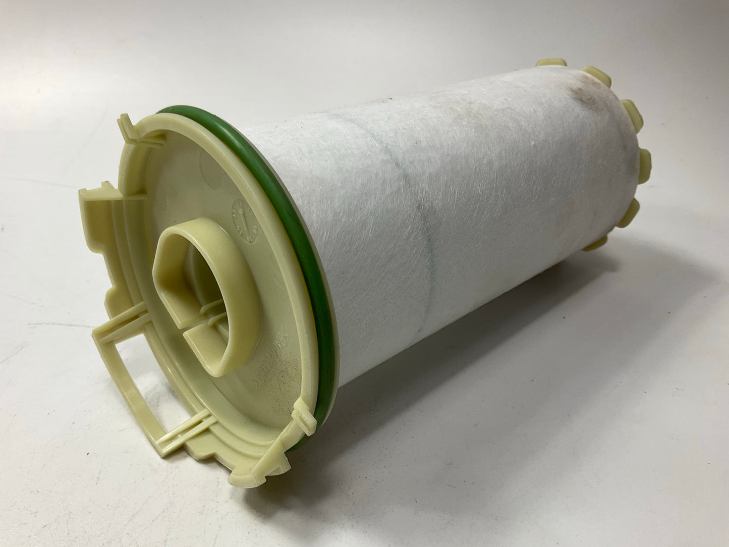 HAS FINGER MARKS - SEE PHOTOS Crankcase Vent Filter OEM For John Deere DZ105796