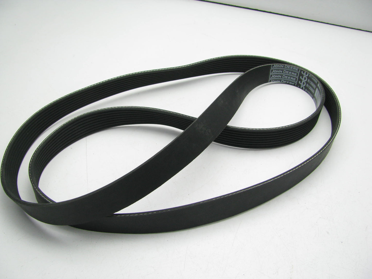 NEW - OEM R135609 Serpentine Belt For John Deere