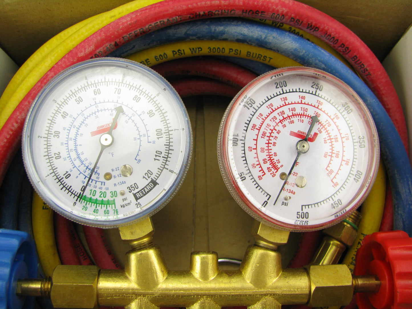 Johnsens 8904 HVAC A/C Manifold Gauge Set 3''