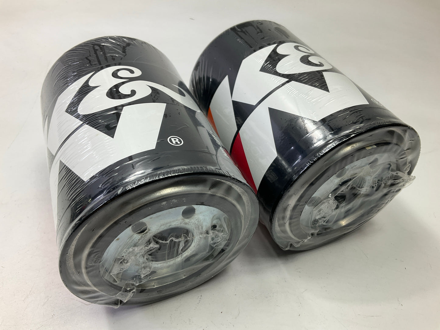 (2) K&N HP-8017 Engine Oil Filter For 1997-2004 Freightliner MT35 3.9L Cummins