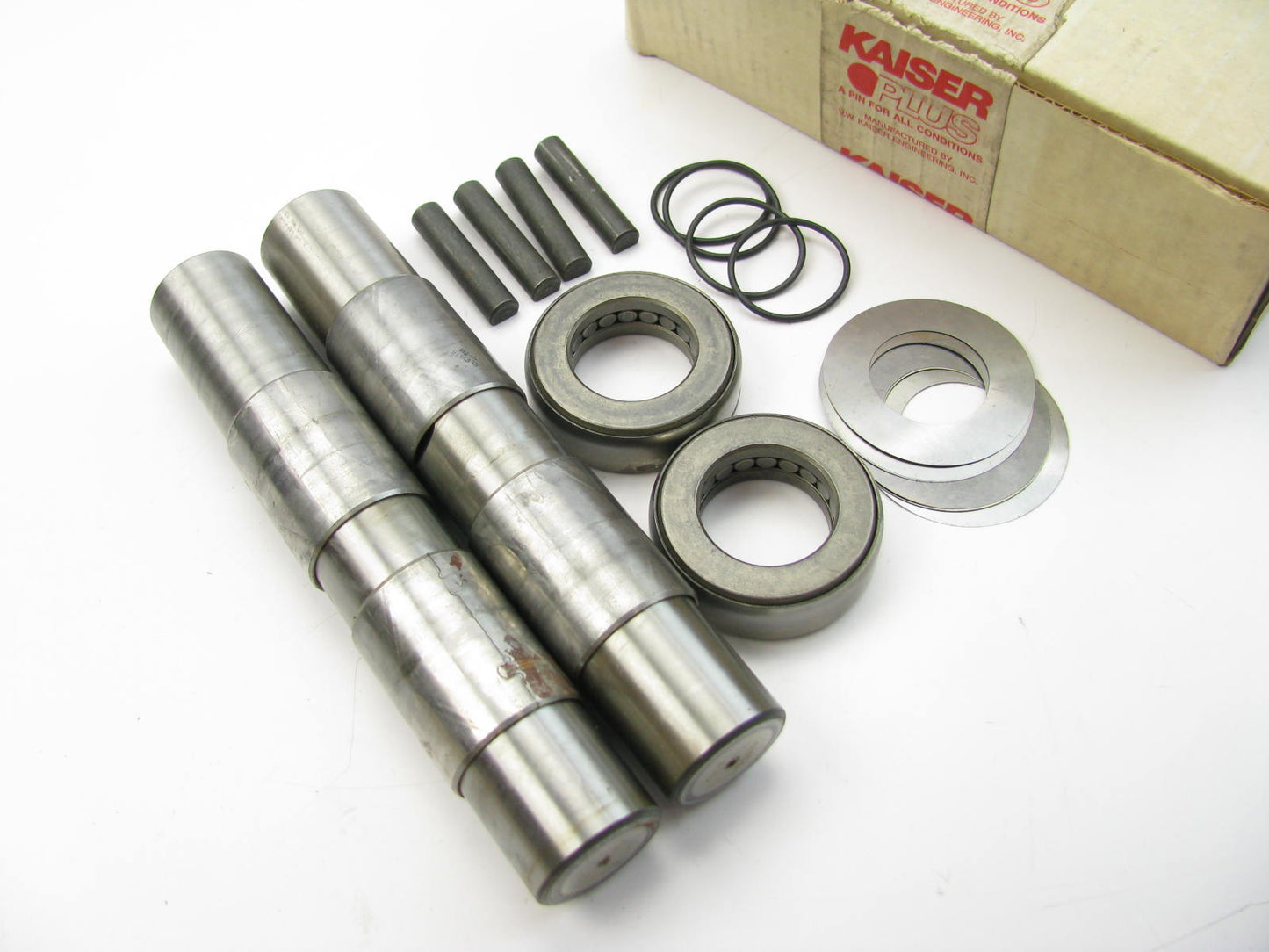 1965-1972 INTERNATIONAL  NAVISTAR Truck 12,000 Lbs FA-119 Axle King Pin Bolt Set