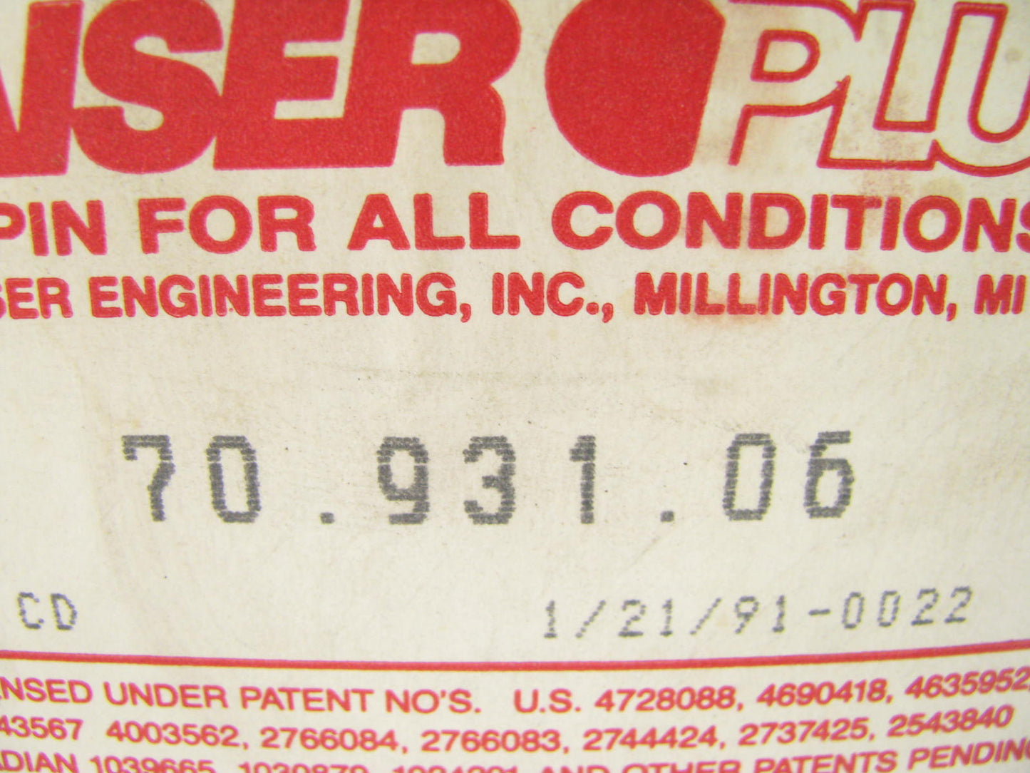 Kaiser 70-931-06 King Pin Bolt Set - FF931, FF932, FF933, FF934 Axle