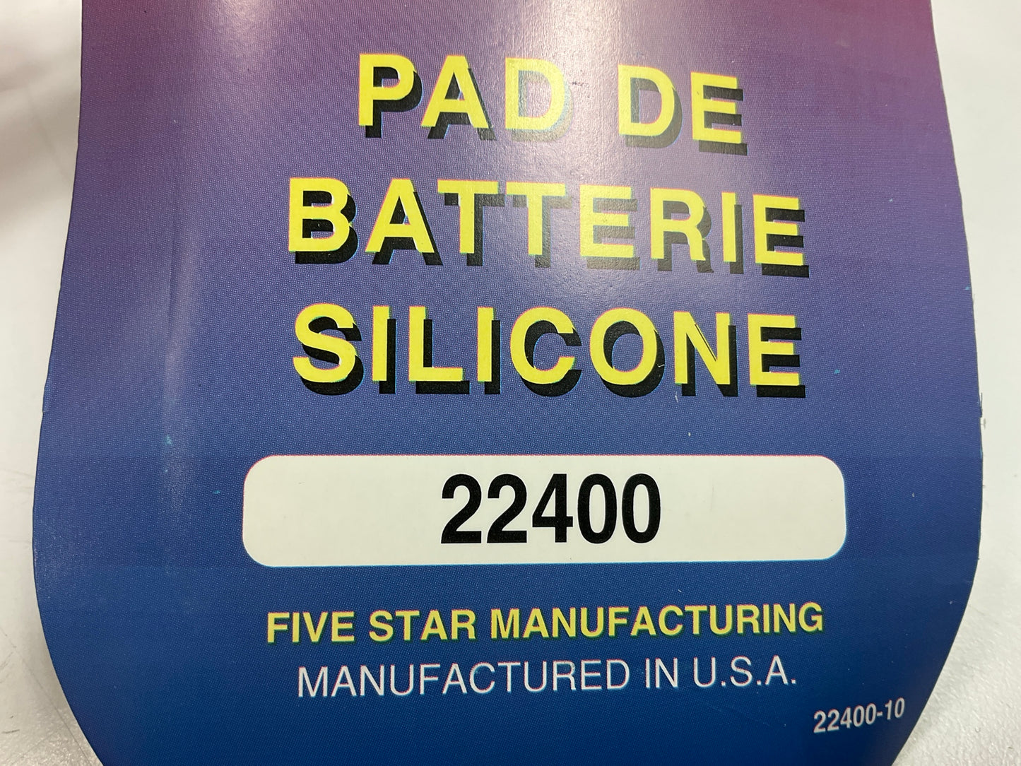 Kat's 22400 60 Watt 5.5''x 8.5'' Silicone Battery Pad Heater For Winter Starting