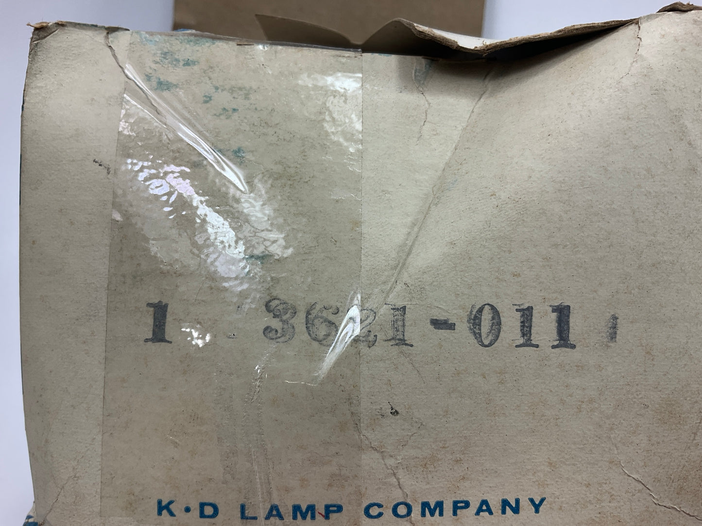VINTAGE KD Lamp 3621-011 / LS-362 Amber Beacon Dome Lens