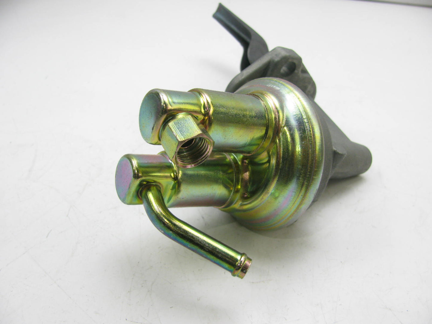 Kemparts 1180 Mechanical Fuel Pump Interchanges With Carter M60318