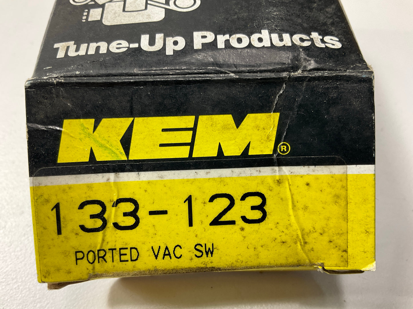 Kemparts 133-123 Ported Vacuum Switch - 3 Port Yellow