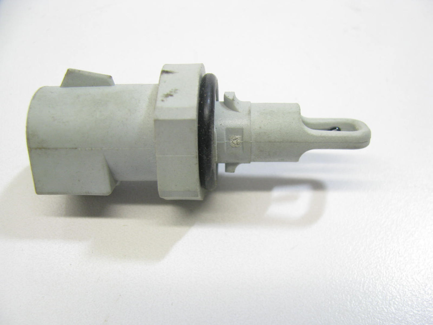 Kemparts 139-105 Air Charge Temperature Sensor