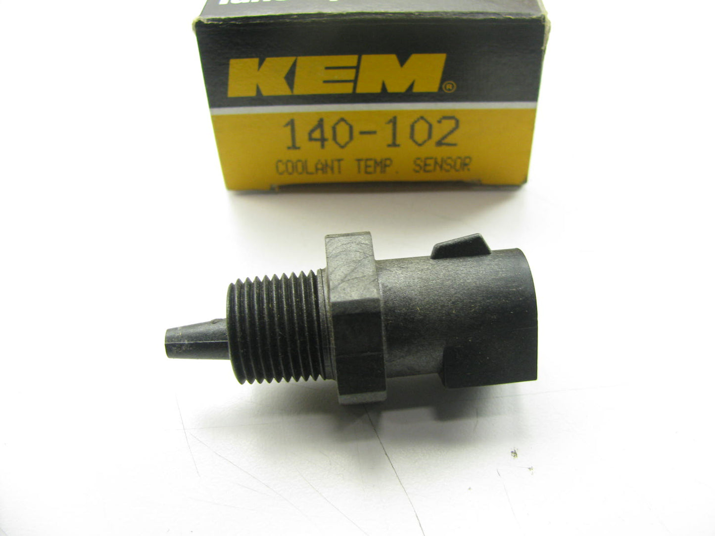 Kemparts 140-102 Engine Coolant Temperature Sensor Sender