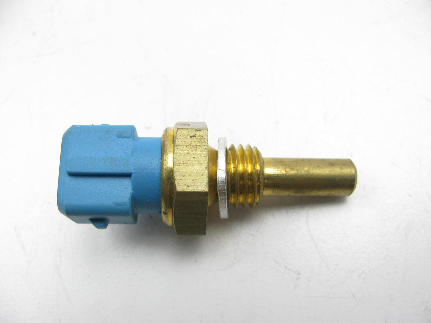 Kemparts 140-802 Engine Coolant Temperature Sensor
