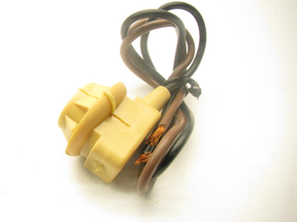 Kemparts 350-172 Side Marker Light Lamp Pigtail Wire Socket Connector
