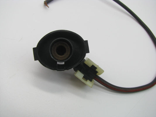 Kemparts 350-223 Radiator Fan Motor Pigtail Socket Wire Connector