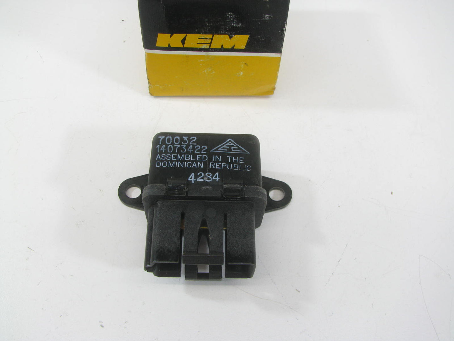 Kemparts AR195 Antenna / Radiator Fan Motor Relay