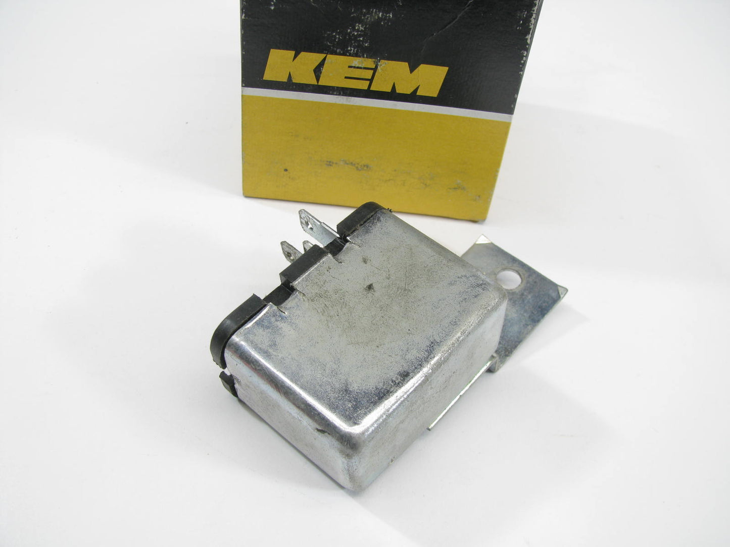 Kemparts AR206 Fog Light Relay - DR1016 19881 561730