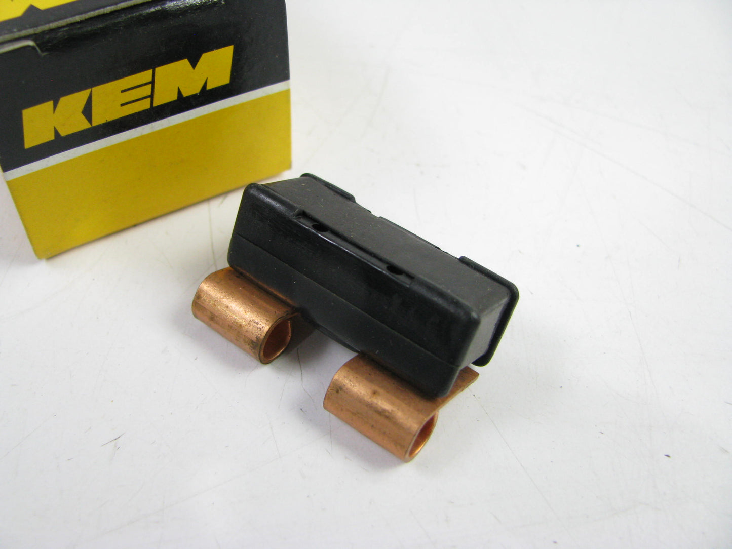 Kemparts CBF30 Circuit Breaker