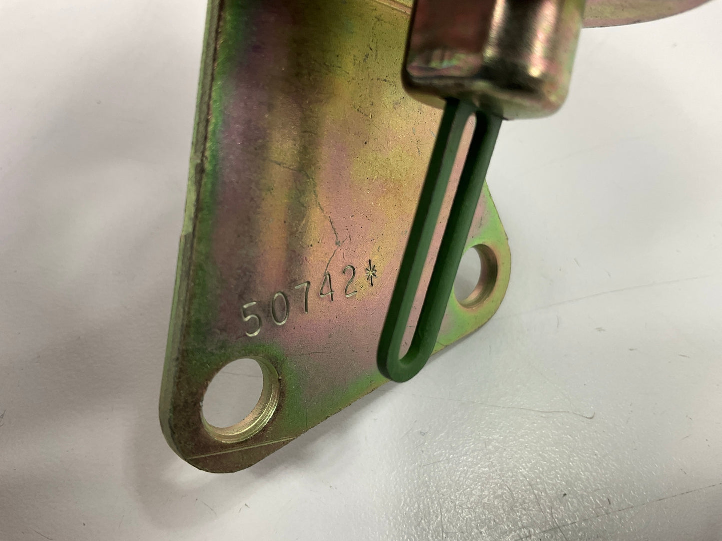 Kemparts CP188 Carburetor Choke Pull-Off - Rochester 4-BBL, Secondary