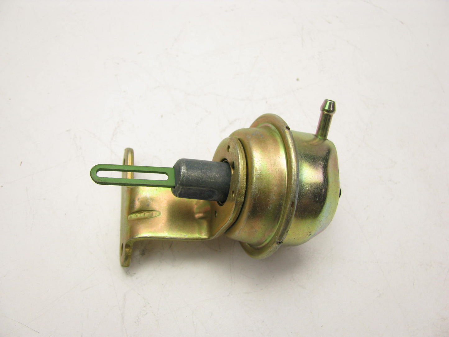 Kemparts CP294 OEM Ford D9TE-AA Carburetor Choke Pull-Off