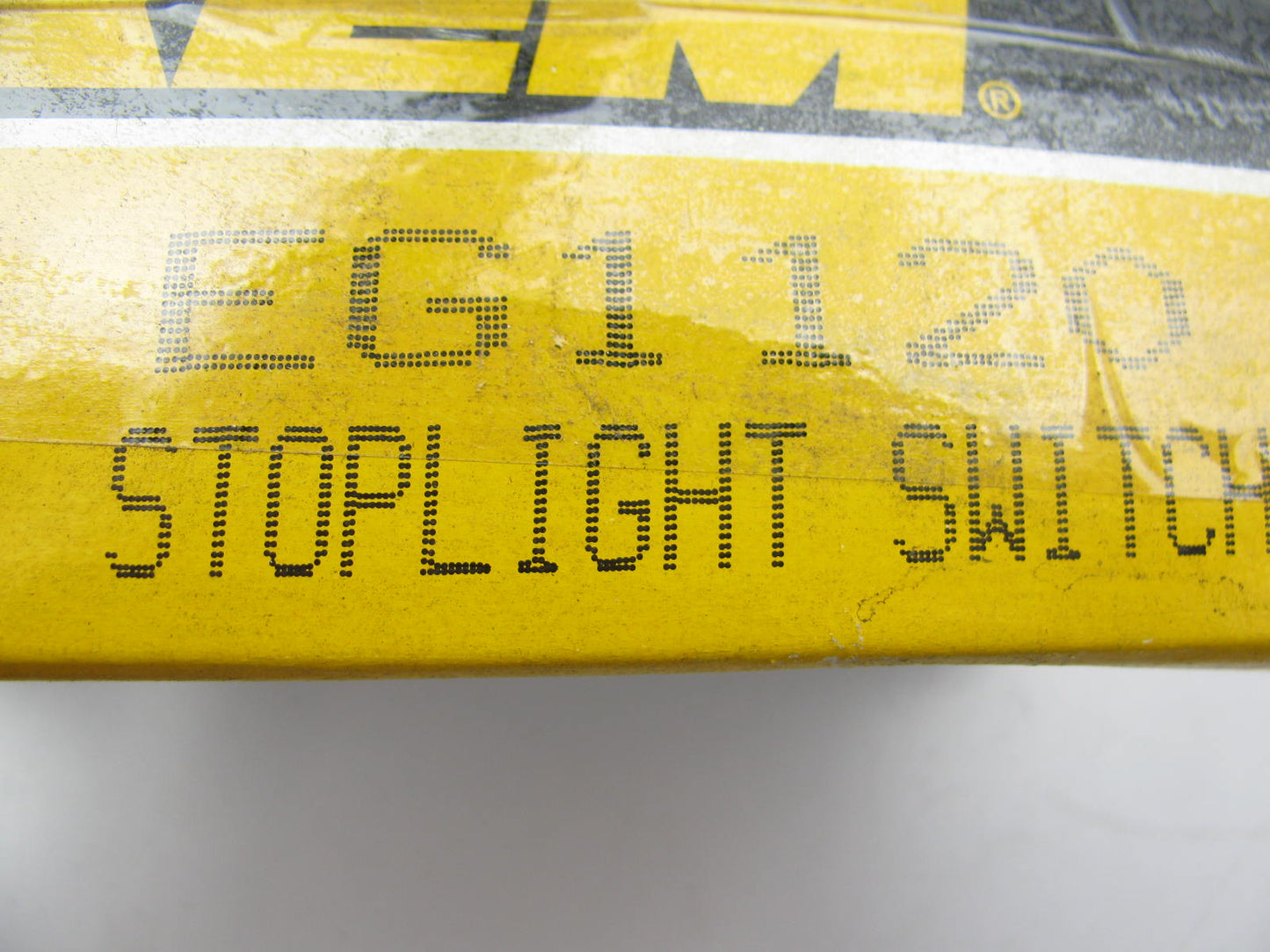 Kemparts EG1120 Brake Light Switch - 10180504 SL194 1S5202 5354471 DR448