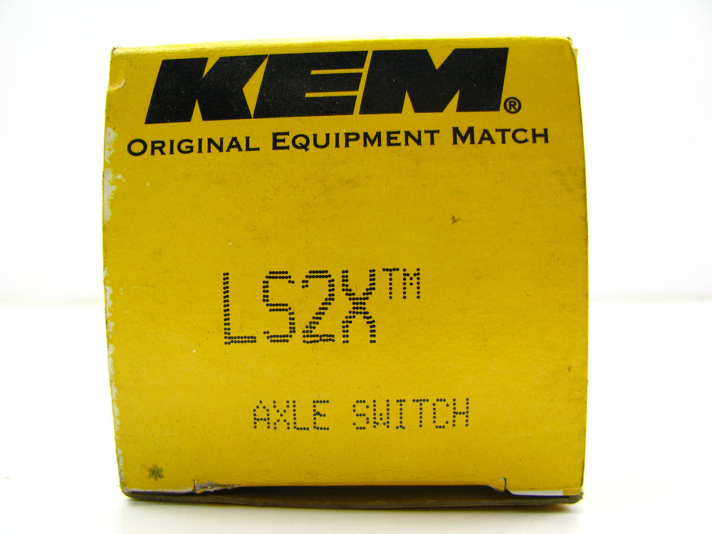 Kemparts LS2X 2 Position Push Pull Axle Shift Control Switch - 12 Volts