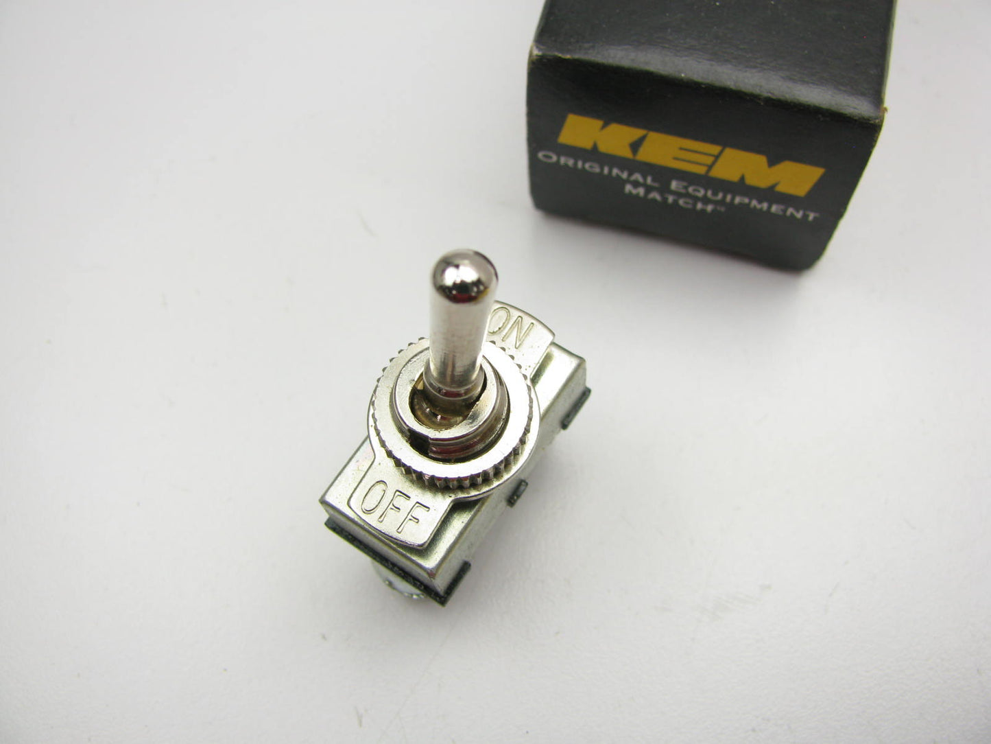 Kemparts LS3A Toggle Switch - 2 Position 2 Terminal 15 Amp