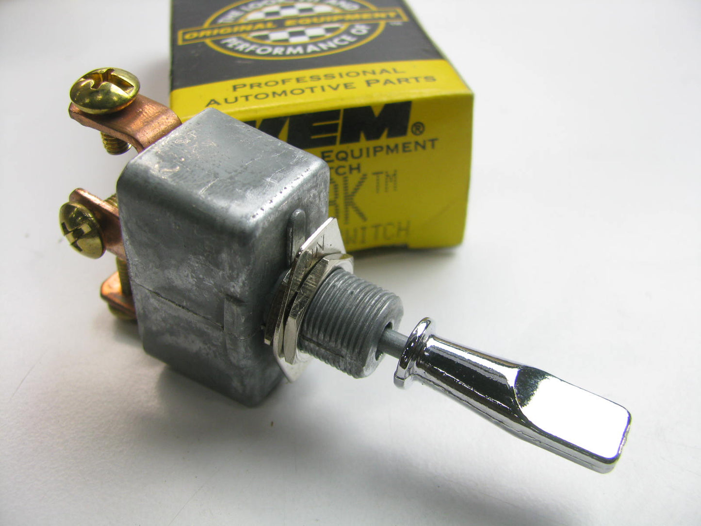 Kemparts LS3K Heavy Duty Toggle Switch (On-Off-On) S.P.D.T.