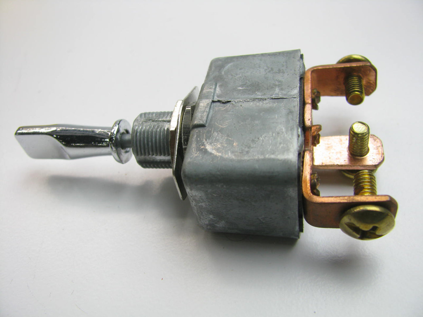 Kemparts LS3K Heavy Duty Toggle Switch (On-Off-On) S.P.D.T.