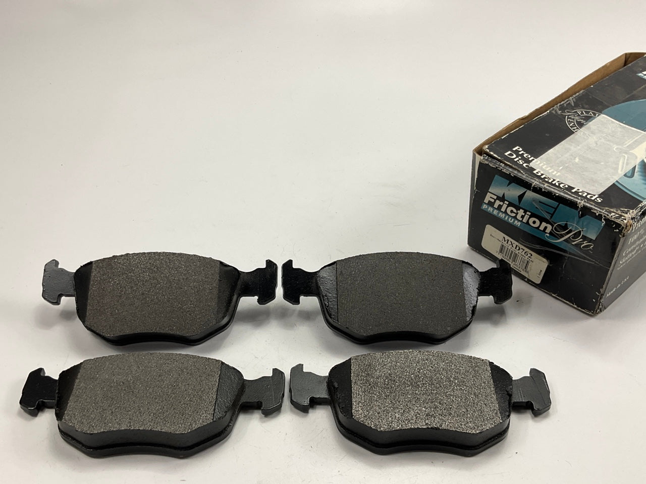 Kemparts MXD762 Front Disc Brake Pads 1998-2000 Contour V6 2.5L SVT W/o Wire