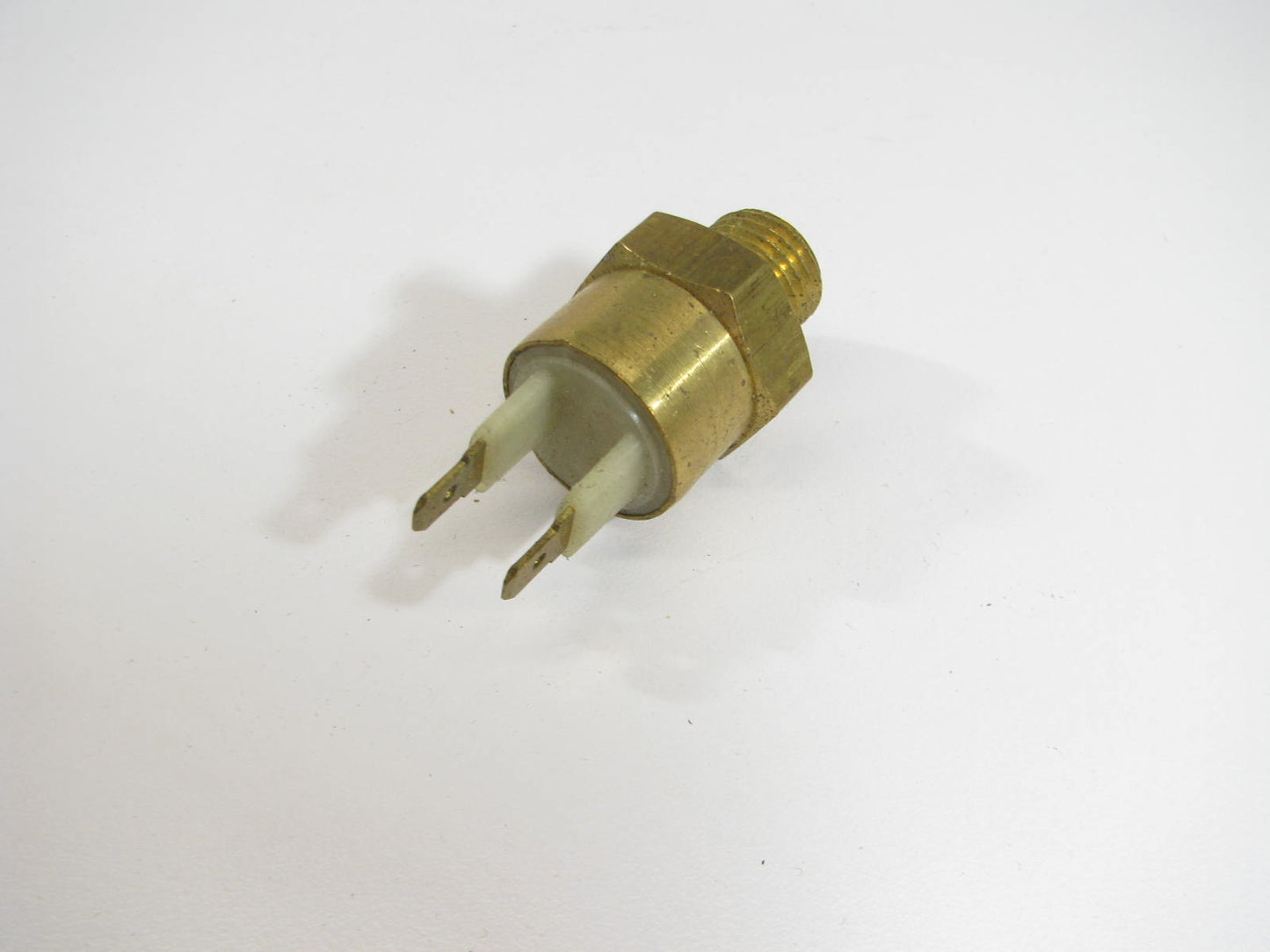 Kemparts RF51 Engine Cooling Fan Switch Sender Sensor