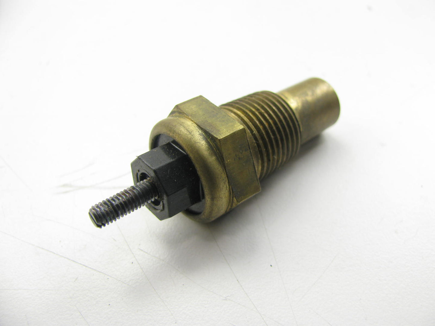 Kemparts Engine Coolant Temperature Sensor TW31