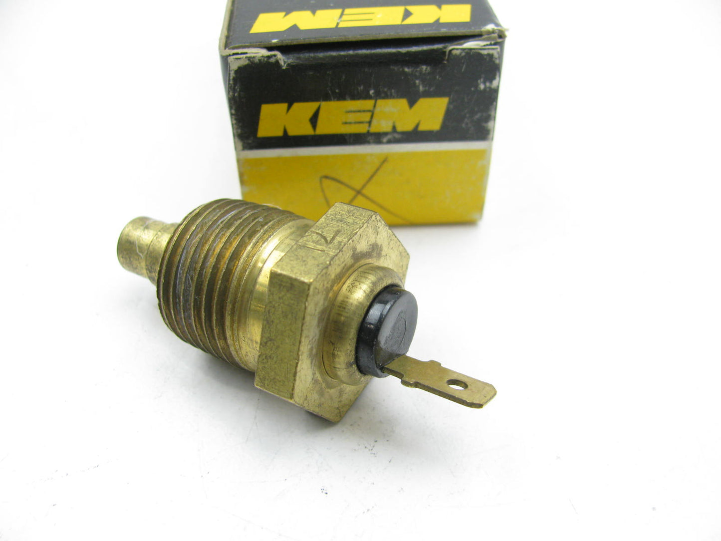Kemparts TW58 Engine Coolant Temperature Sensor Sender Switch