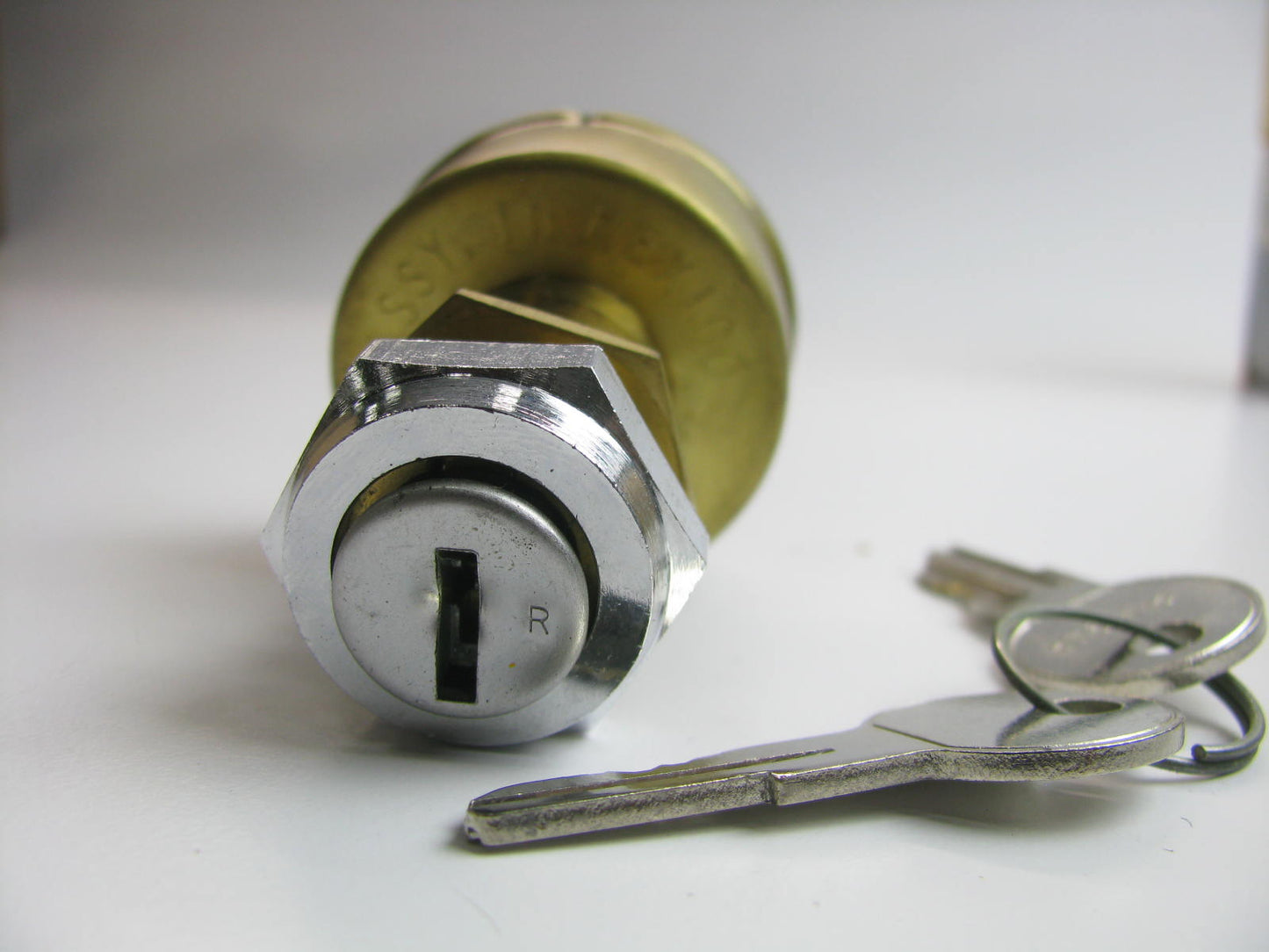 Kemparts UL2M Universal Brass 3-terminal Ignition Switch W/ 2 Keys