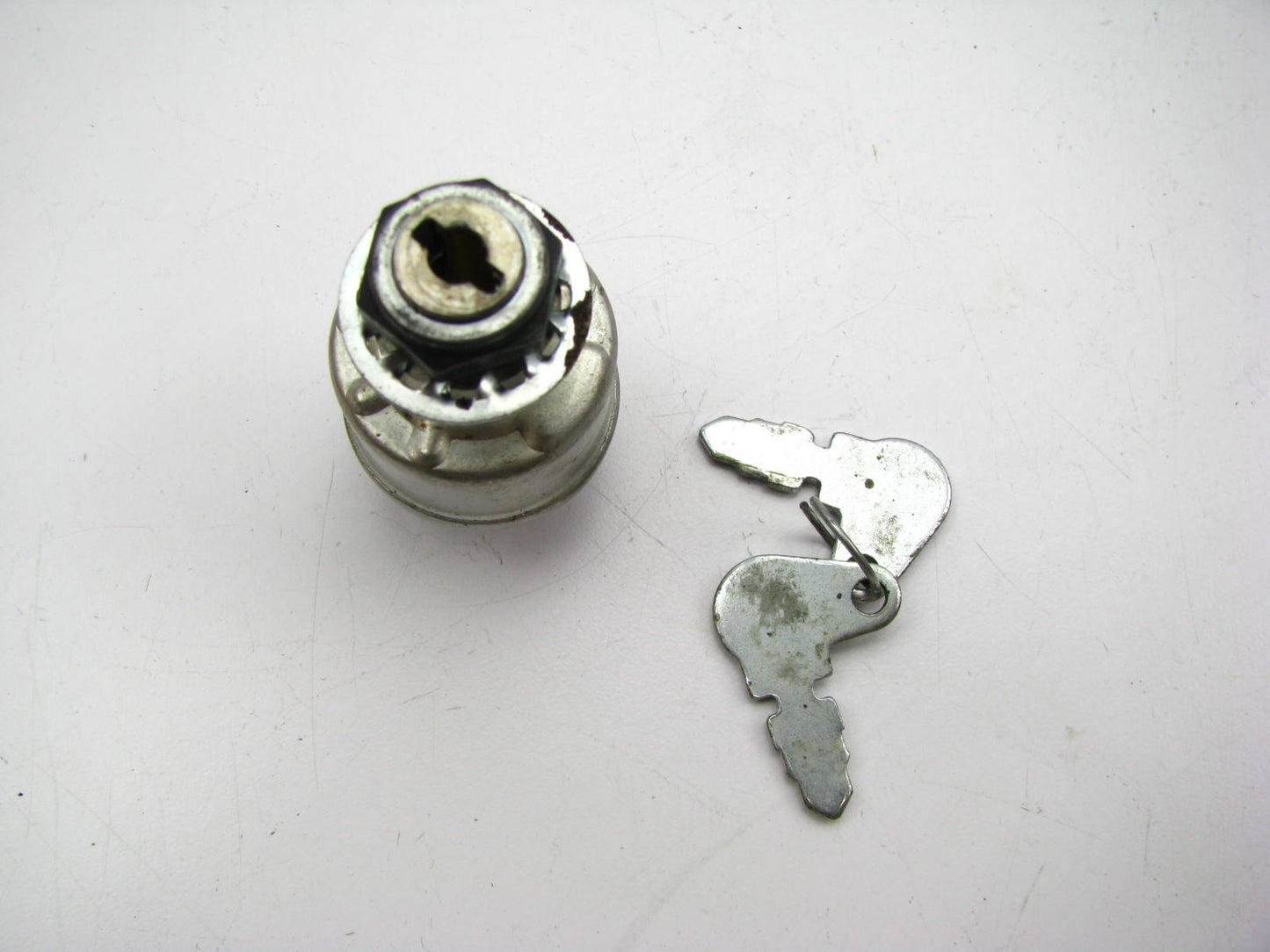 Kemparts UL2S Universal 3 Terminal Lock Cylinder Switch W/ 2 Keys