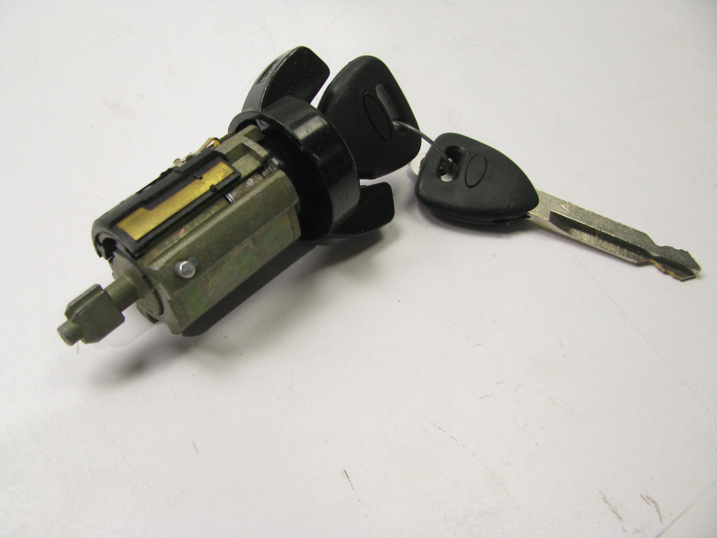 Ignition Lock Cylinder-and Keys Kemparts UL7L