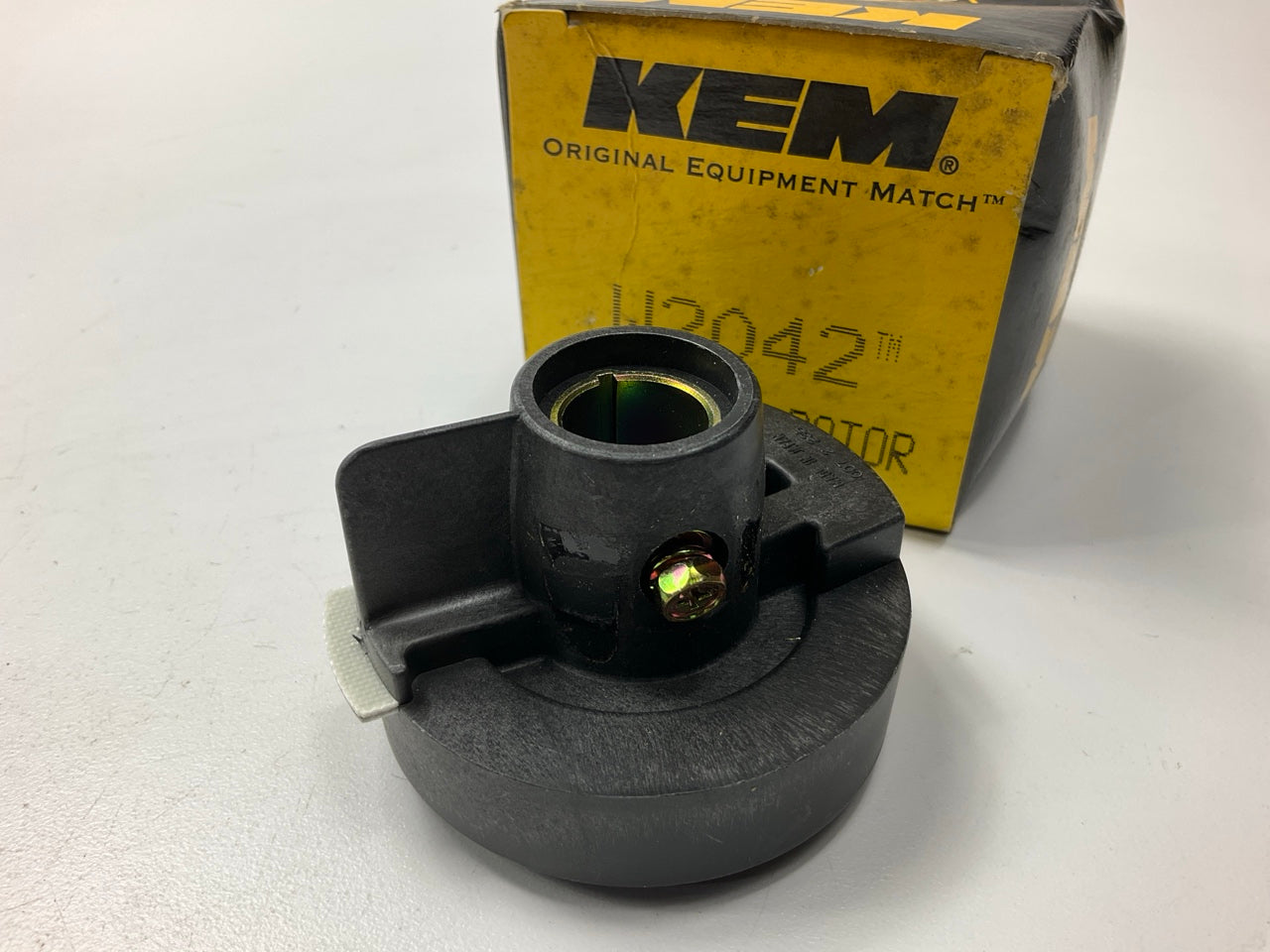 Kemparts W2042 Ignition Distributor Rotor For 1986-1989 Nissan 2.0L-L4