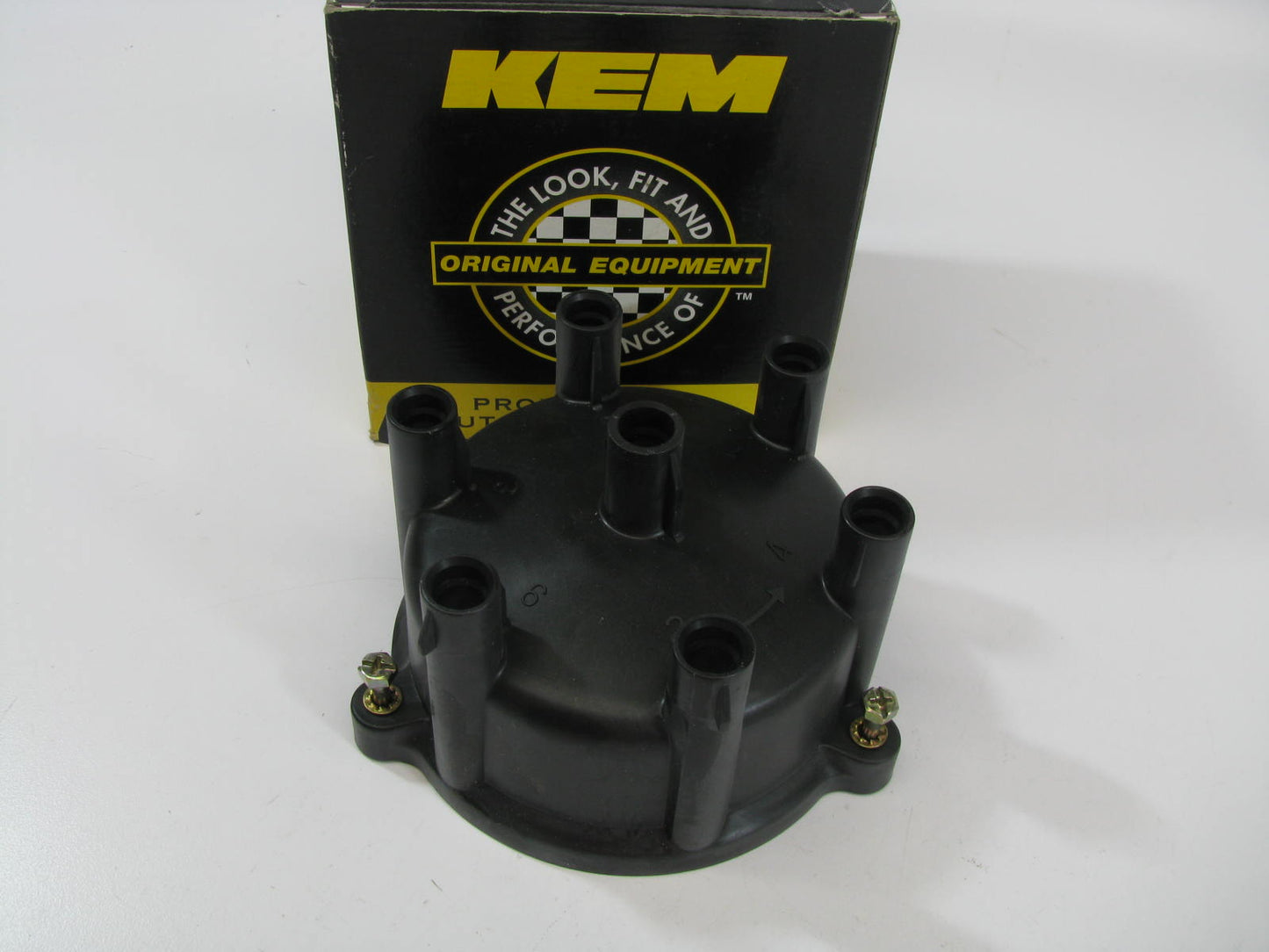 Kemparts W3126 Ignition Distributor Cap For 1993-1997 Toyota 4.5L-L6