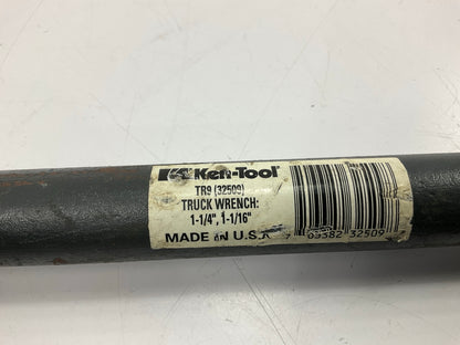 Ken-tool 32509 TR9 16'' Double End Truck Wrench, 1-1/4'' X 1-1/16'' - MADE IN USA