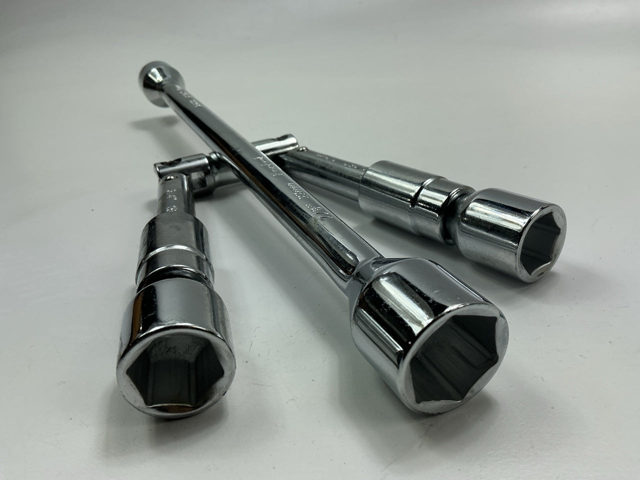 Ken Tool 35633 Folding Chrome Plated Passenger Car 4 Way Lug Wrench
