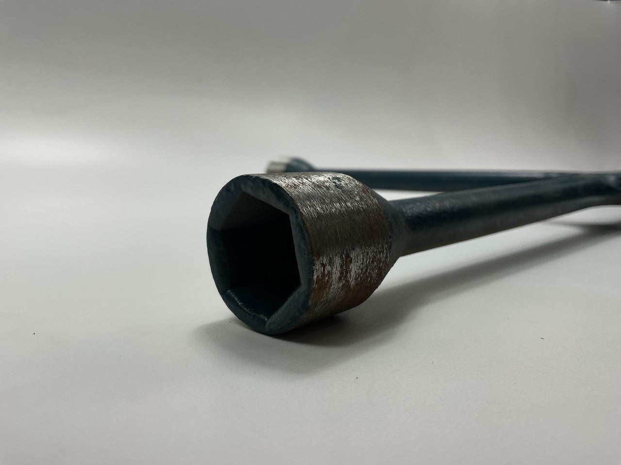 LIGHT Surface Rust Ken-tool 35656 4-Way Professional Lug Wrench 17 19 21 22mm