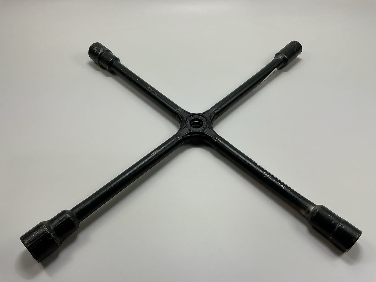 Ken-tool 35795 TM95 27-1/2'' Heavy Duty Truck Lug Wrench, 24mm, 27mm 30mm 33mm