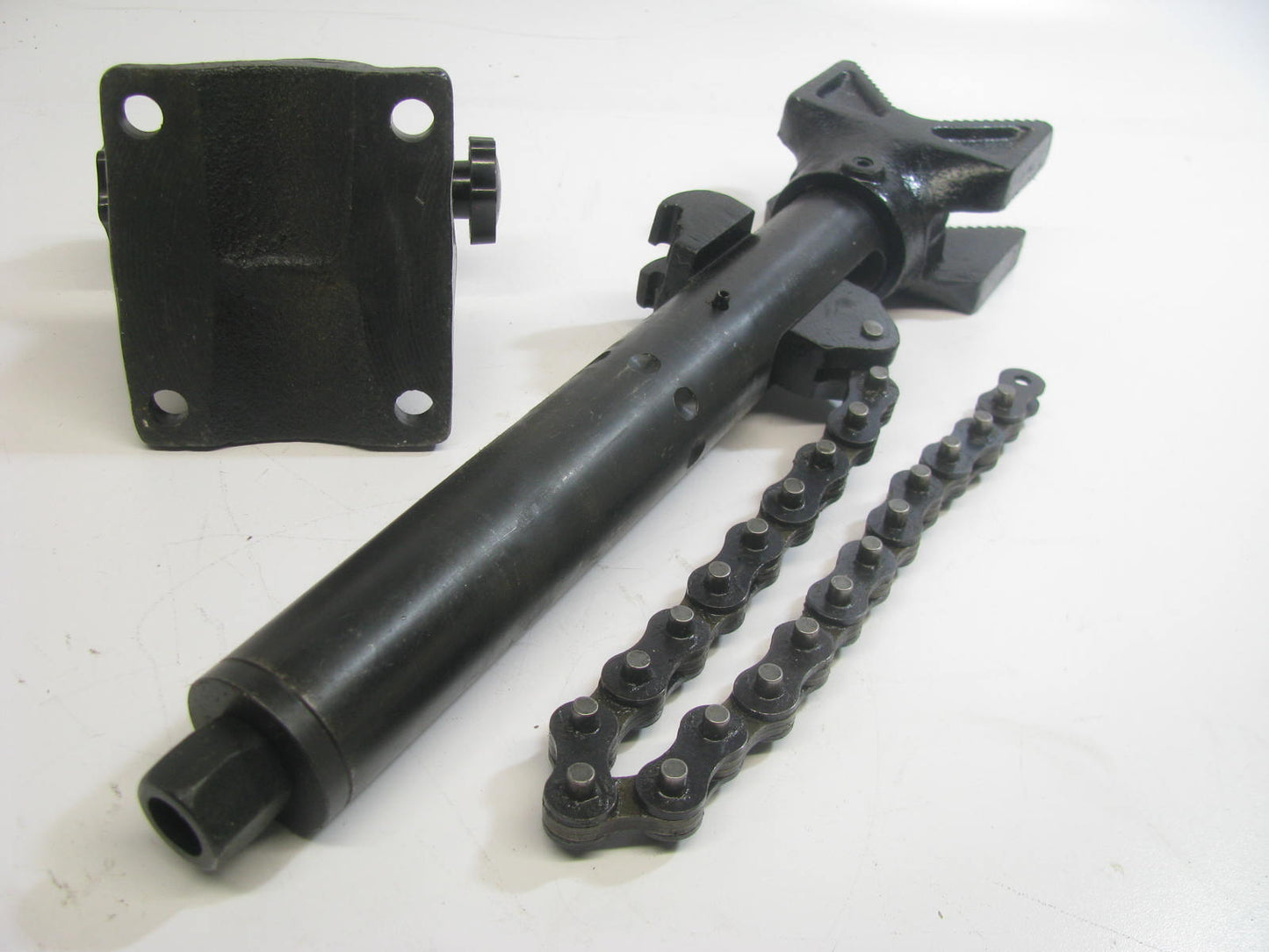 Ken-tool 39743 McPherson Strut Vise Chain Wrench Bench Mounted Tool