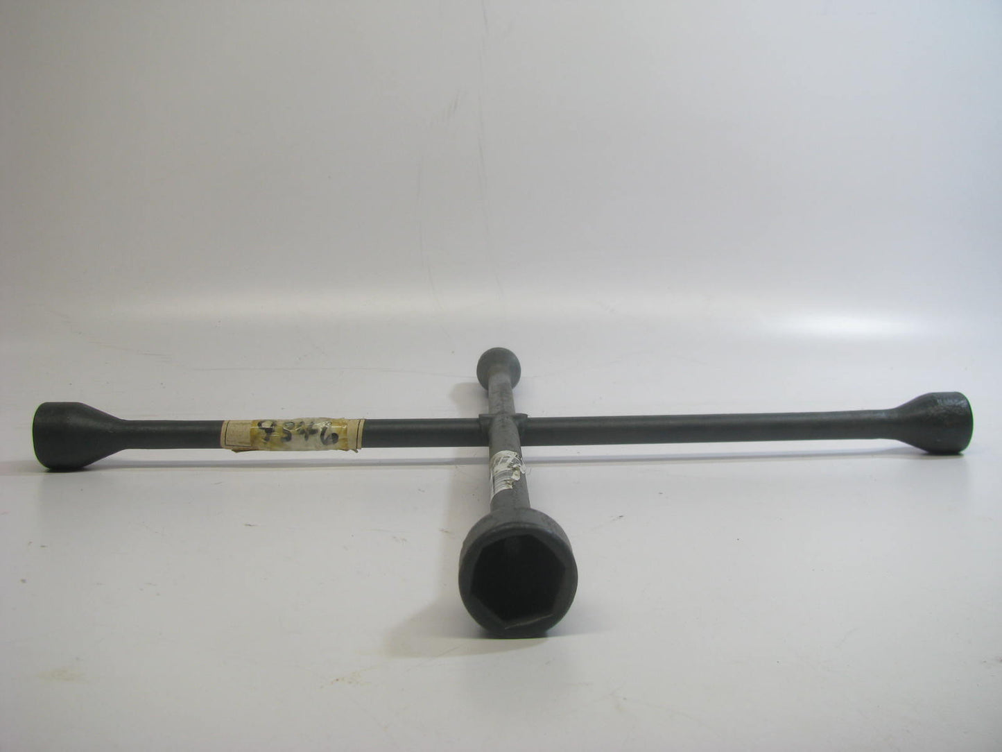 Ken-tool T62 35662 4-Way Wheel Lug Nut Wrench - 3/4'' 13/16'' 7/8'' 15/16''