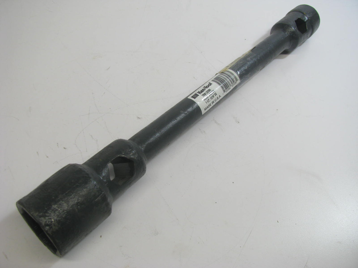 Ken-tool TR98 32508 Double End Truck Wrench - 1-1/2'', 13/16'' SQUARE