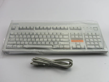MAC Only - NEW IN BOX - KENSINGTON 64330 Keyboard 105-Key Mac Keyboard